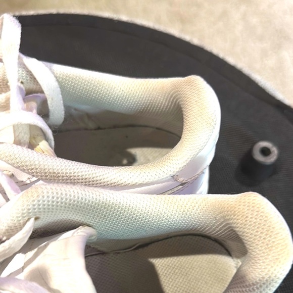 Nike Classic White Sneakers Air Force 1 - Picture 5 of 14